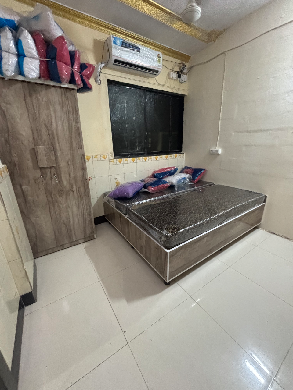 New Shree Swami Krupa Enterprises room in Nerul