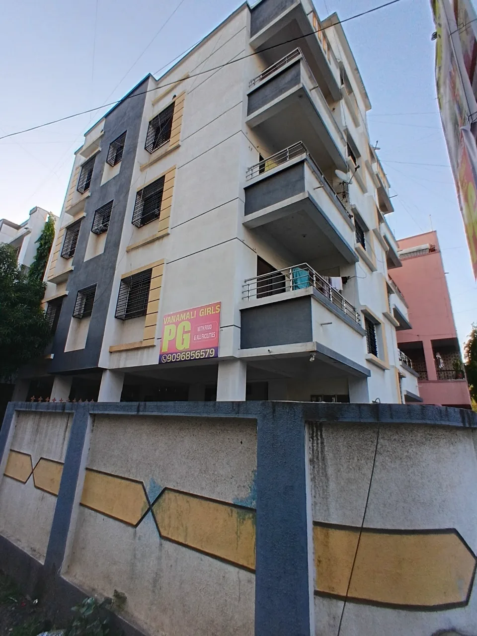 Hostel photo 2